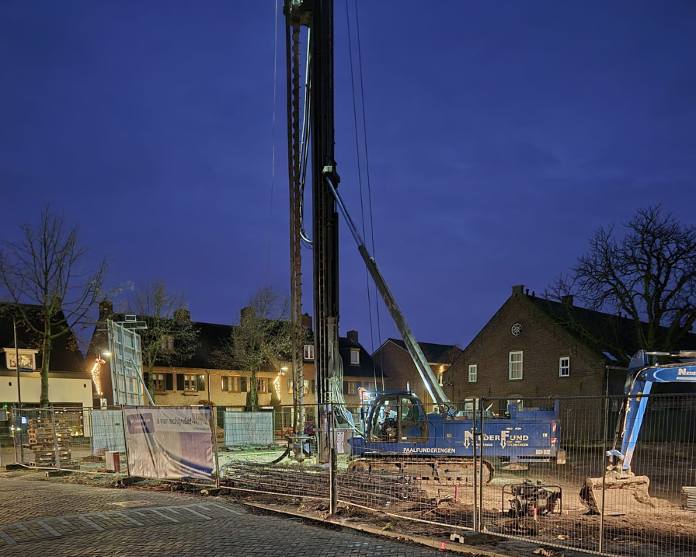 Eerste funderingspaal geboord voor Het Blazoen